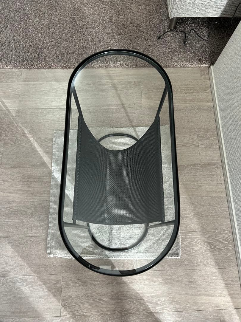 KARE メッシュジャーナルサイドテーブル