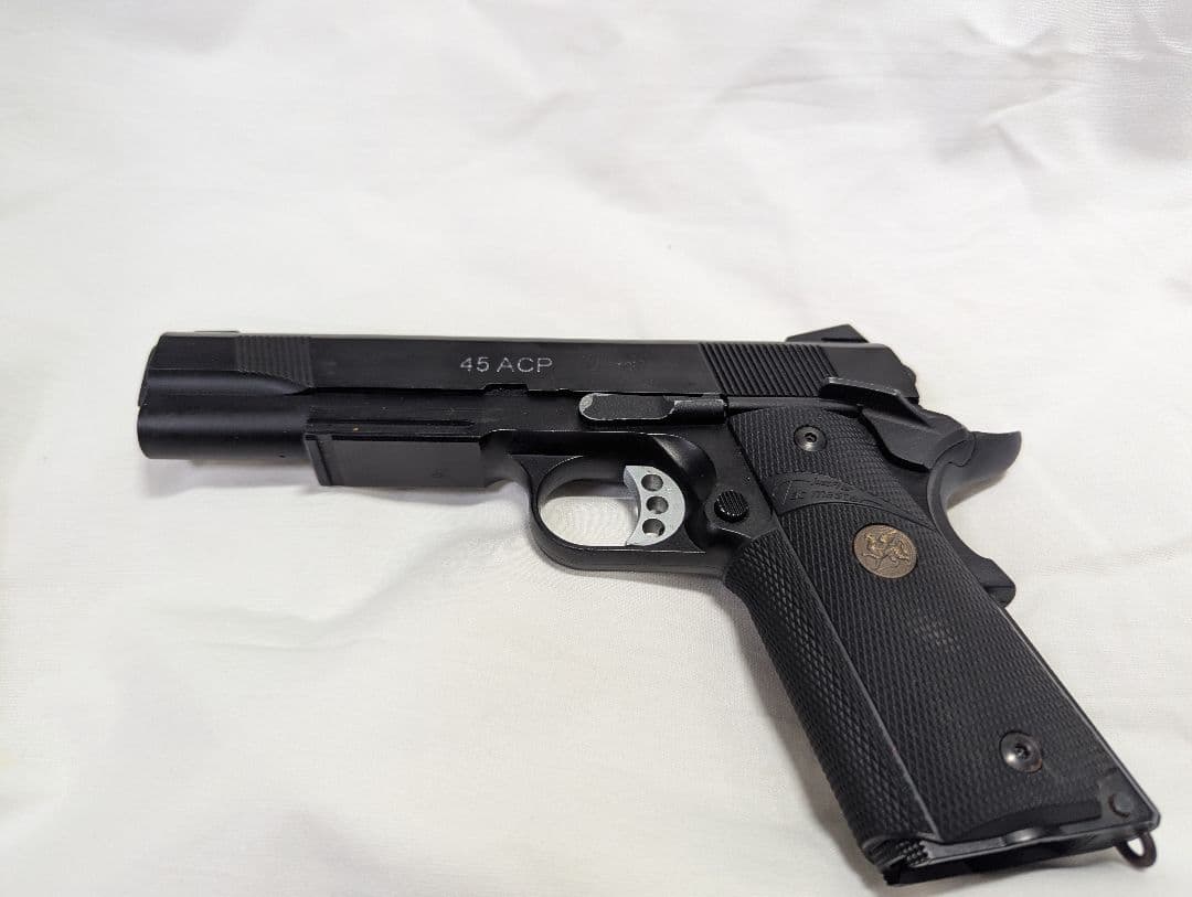 トイガン Carbon8 M45CQP Co2 GBB