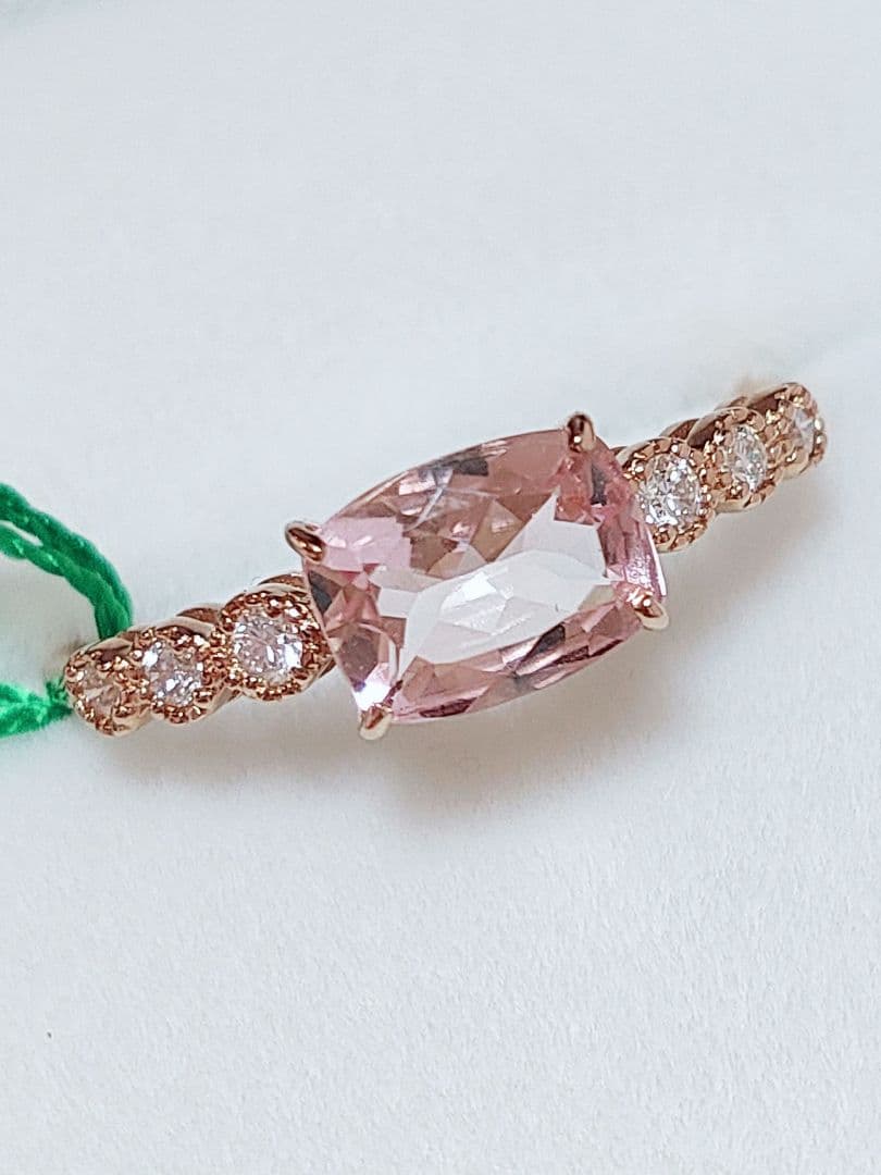 新作 未使用品 k18 天然モルガナイト ダイヤモンド リング