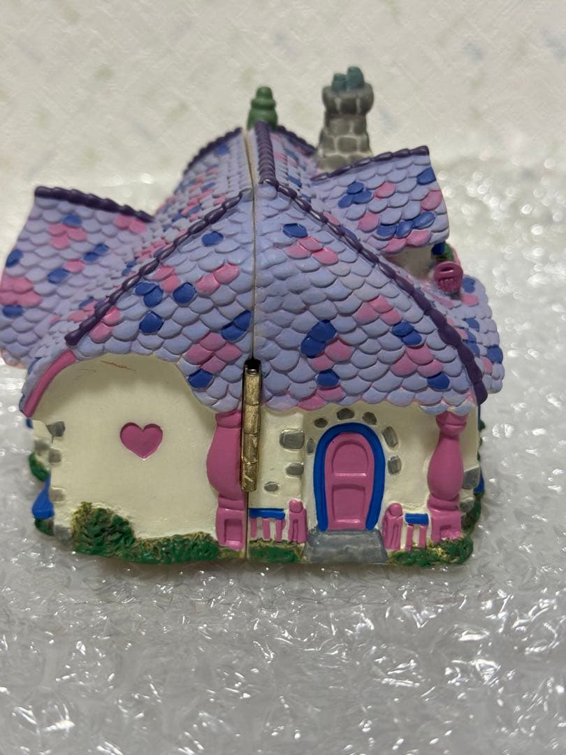 ディズニー　ディズニーランド　ミニーの家　トューンタウン　陶器　置物