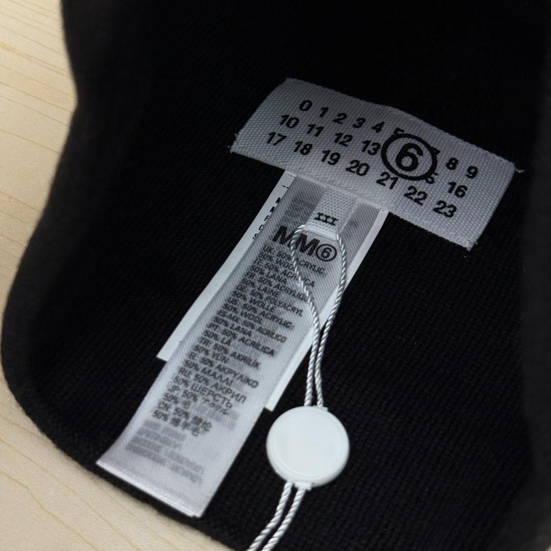 極美品 MM6 エムエムシックス メゾンマルジェラ ニット帽 ブラック ロゴ