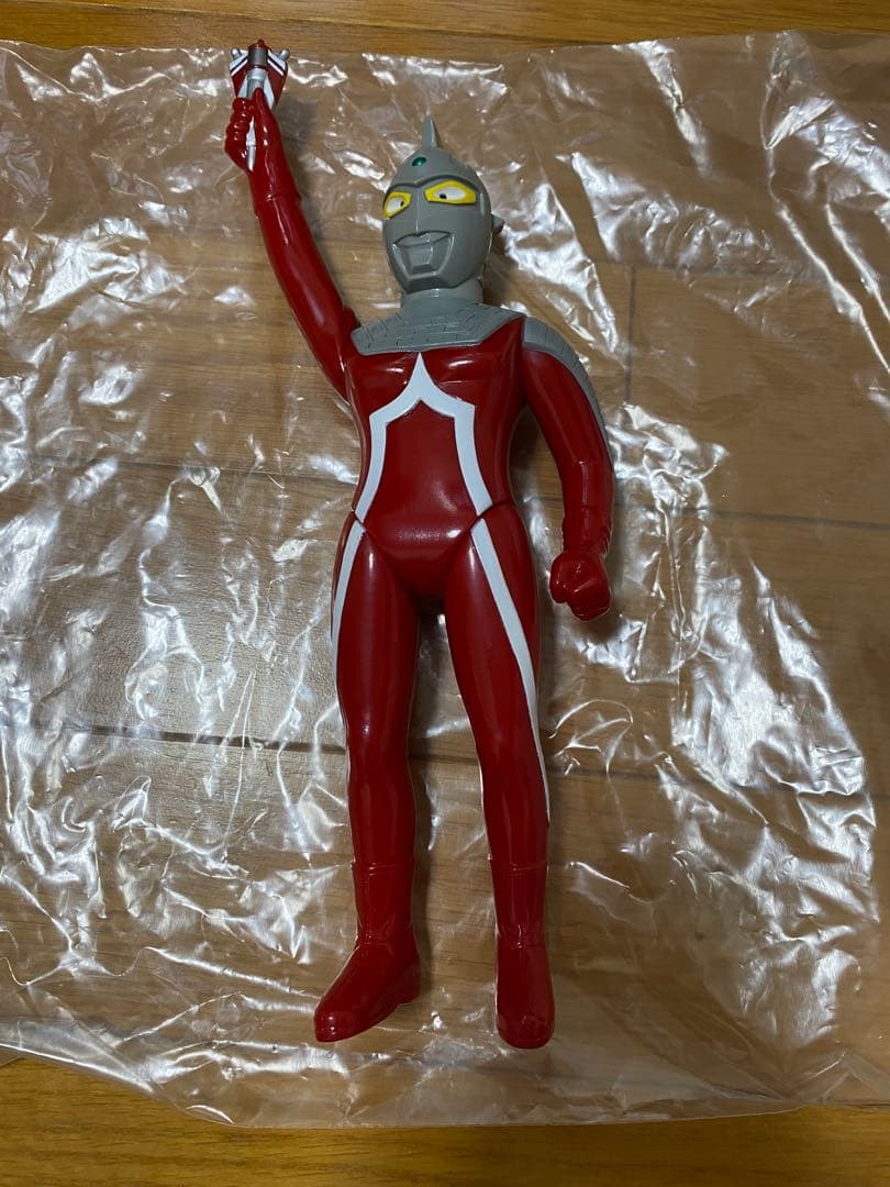 やまなやM78 星雲人 ウルトラセブン 70ウルトラスパーク持ち 銀河連邦ソフビ