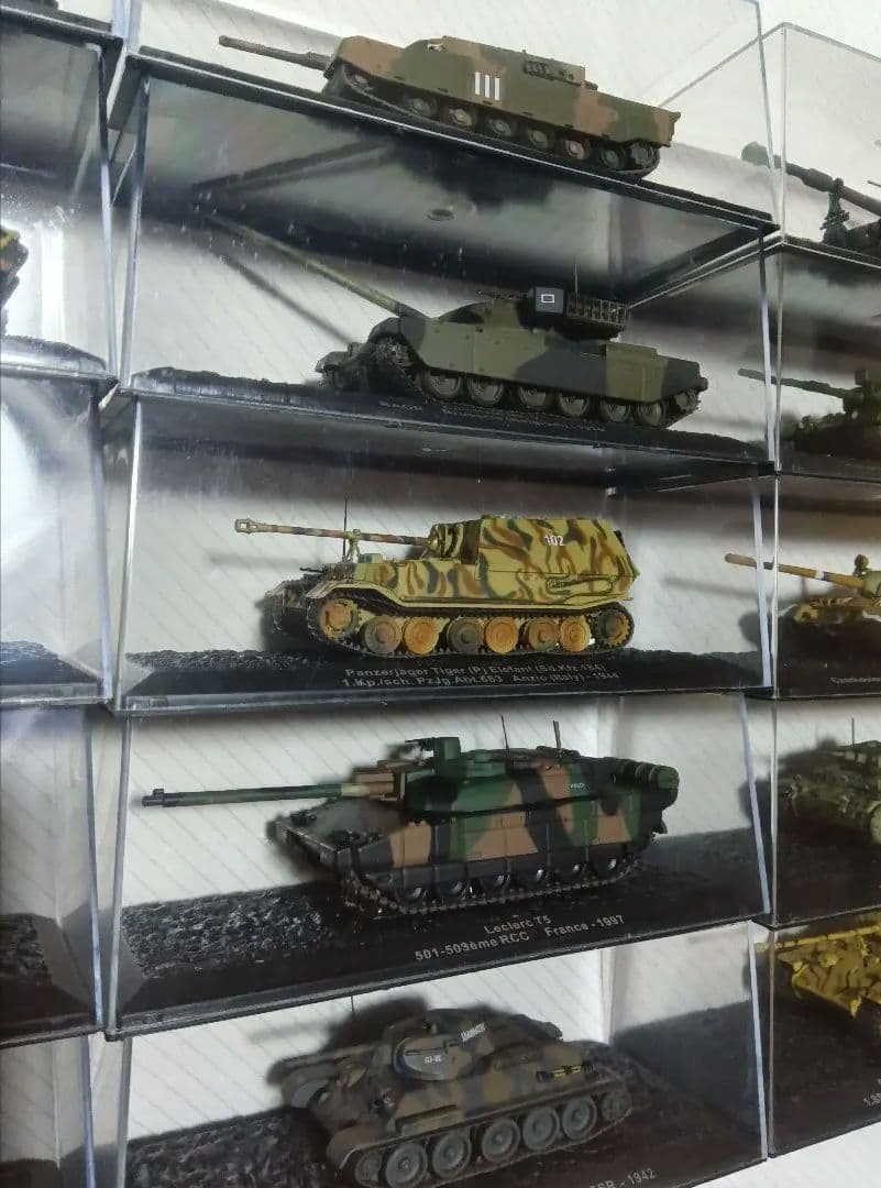 ①コンバットタンクコレクション　1〜20号セット