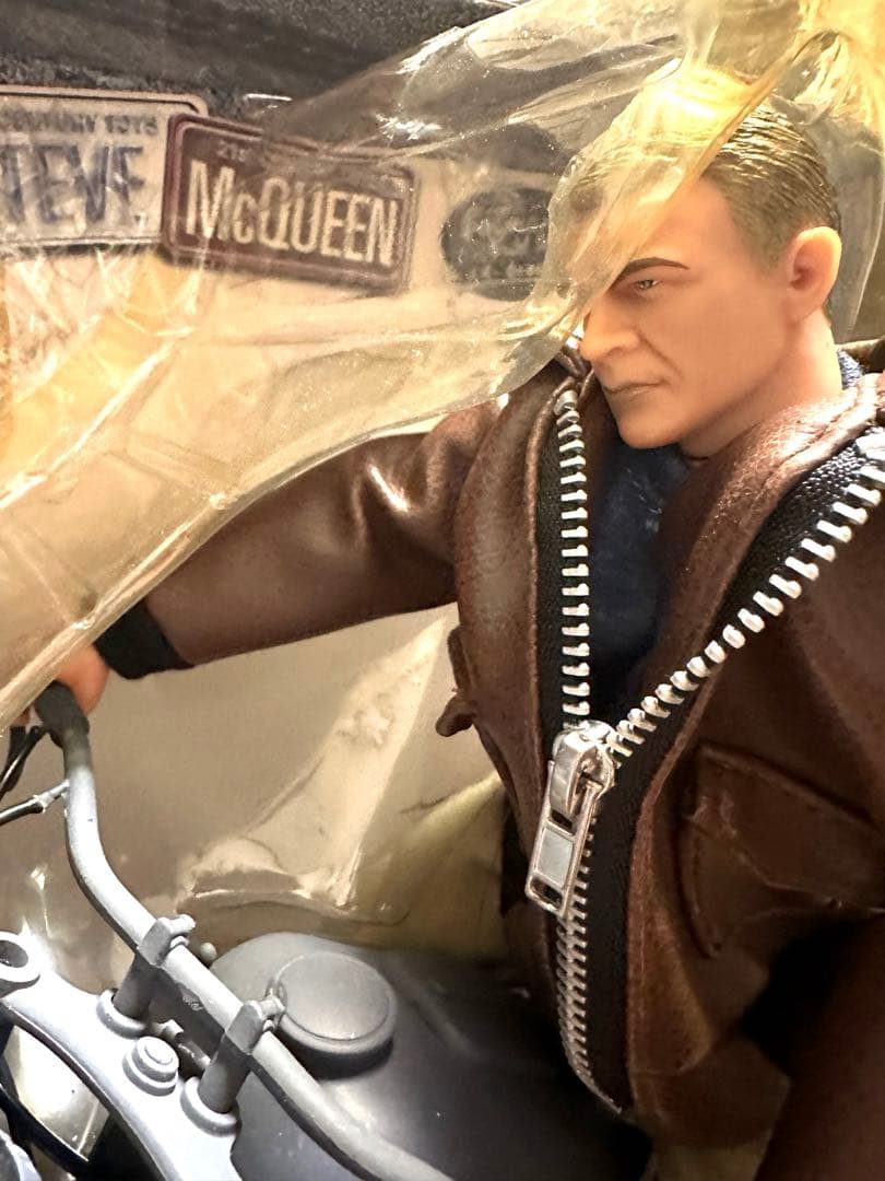 【ジャンク】 スティーブ・マックイーン 映画 大脱走　フィギュア