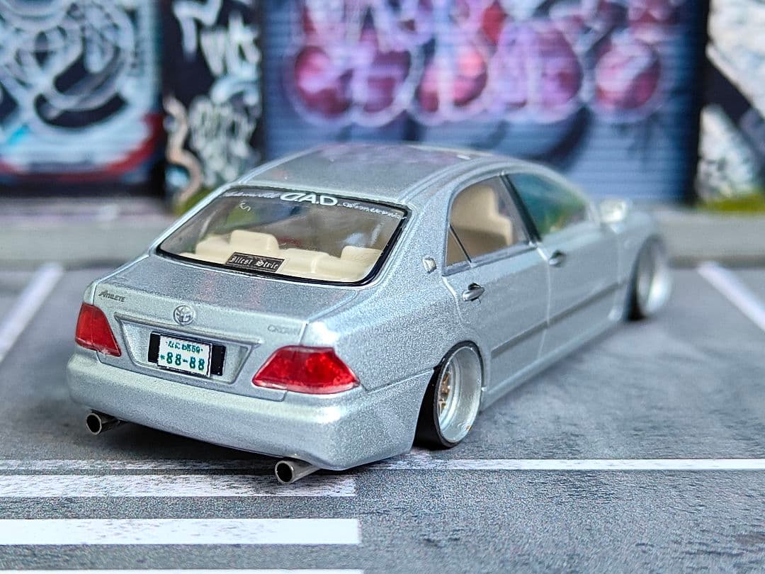 トミカ改造 トヨタ 18クラウン DQN仕様☆深リム ☆ホットウィール