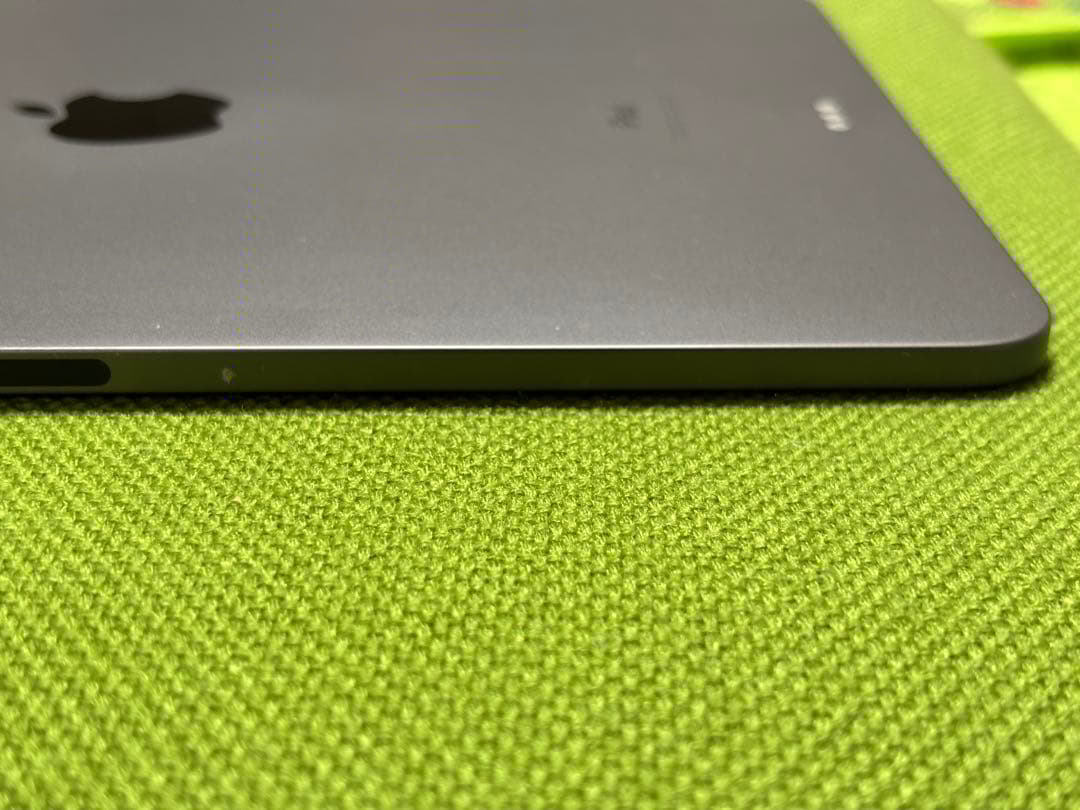 Apple iPad Pro（第2世代）128GB 11インチ A2228