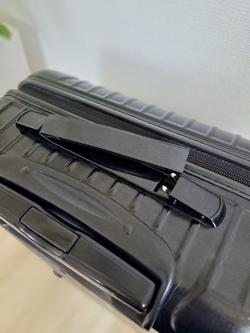 【ジャンク・破損あり】RIMOWAリモワ サルサ 35L機内持込み2輪廃盤品 黒