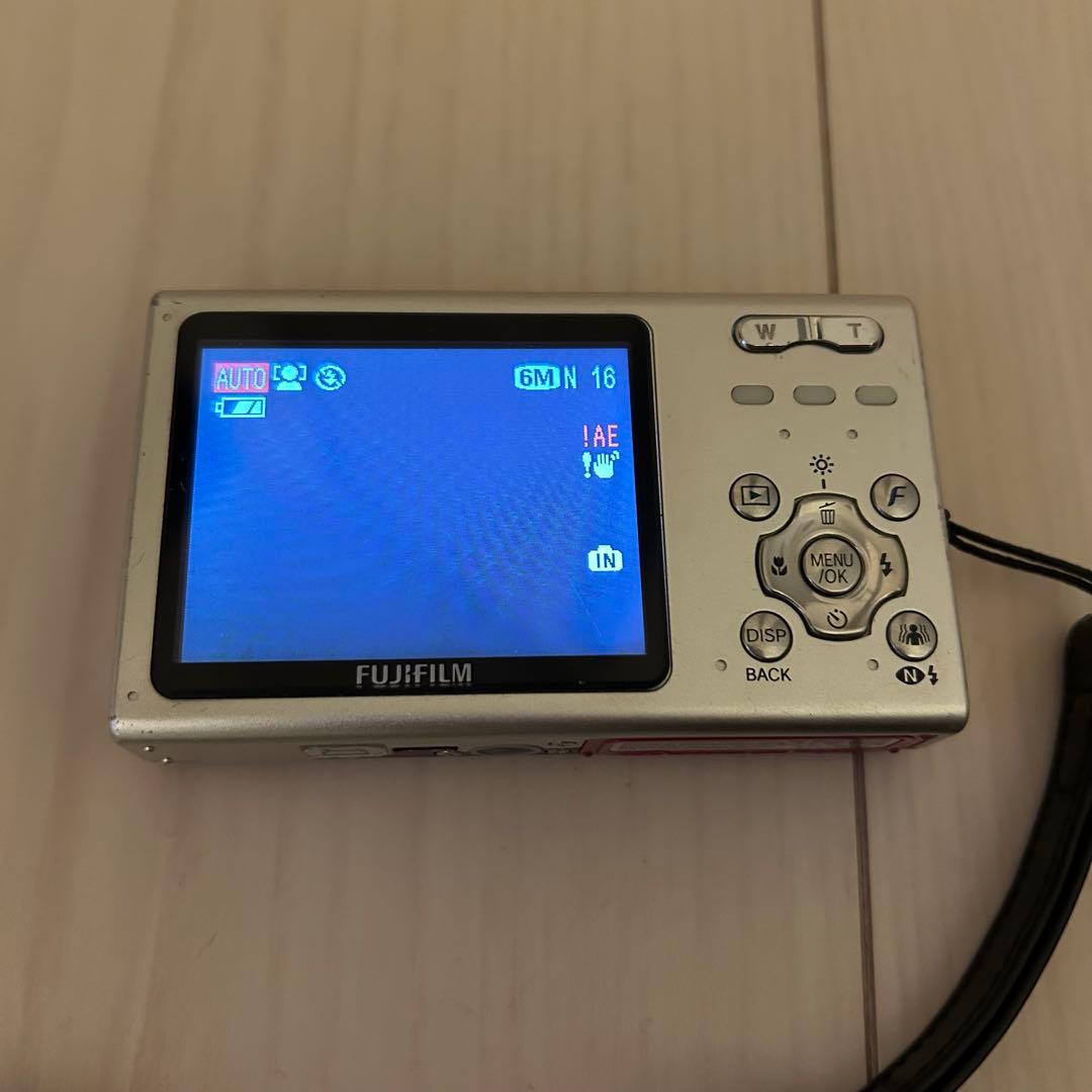 FUJIFILM FINEPIX Z5fd ラズベリーレッド コンパクトデジカメ