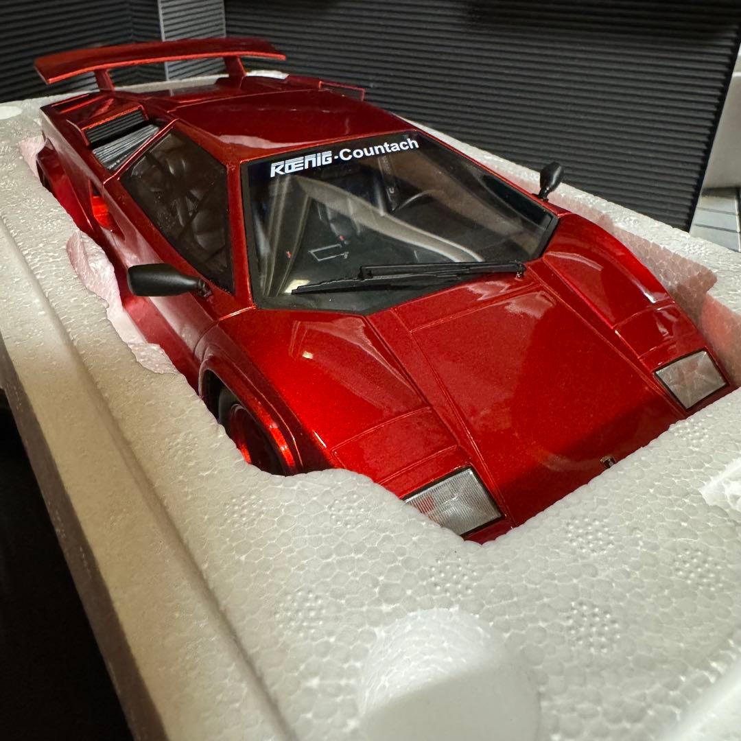 未展示品GTスピリット1/18ケーニッヒスペシャル カウンタックレッドメタリック