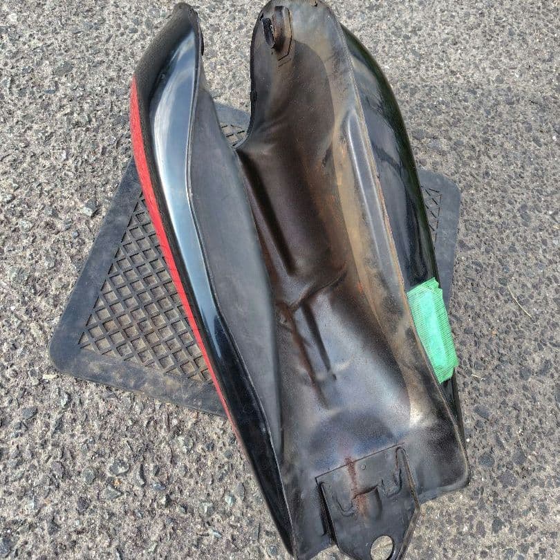 SR400 SR500 ナロー タンク キャップあり 鍵3本付き キーシリンダー