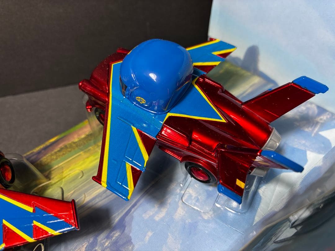 飛行機　メーター　マックイーン　マックィーン　flight カーズ　ミニカー