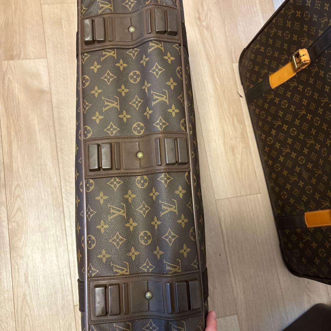 ルイヴィトン モノグラム サテライト 70