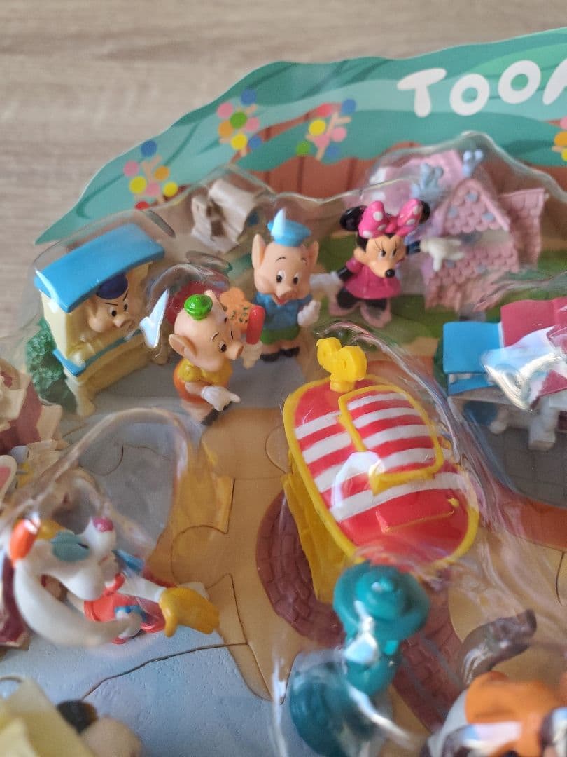 ☆激レア☆未使用美品☆ディズニートゥーンタウン ジオラマ フィギュア