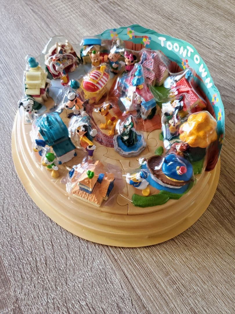 ☆激レア☆未使用美品☆ディズニートゥーンタウン ジオラマ フィギュア