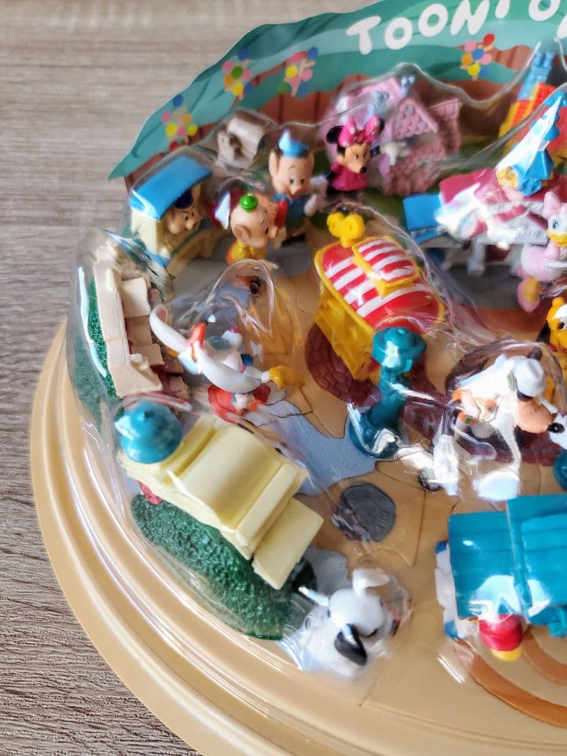 ☆激レア☆未使用美品☆ディズニートゥーンタウン ジオラマ フィギュア