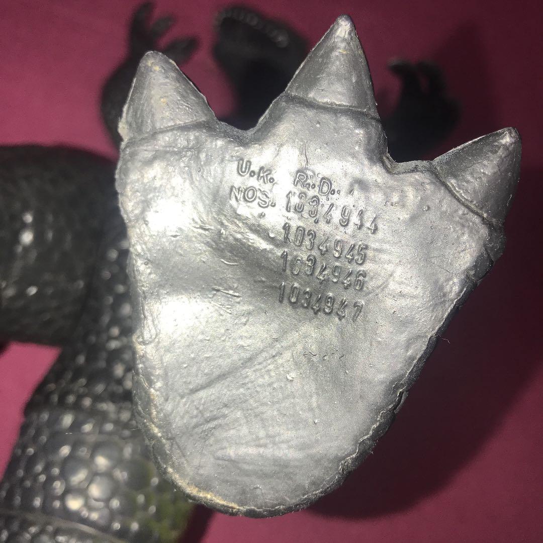 ゴジラ？　1986年製?怪獣フィギュア人形　ソフビ