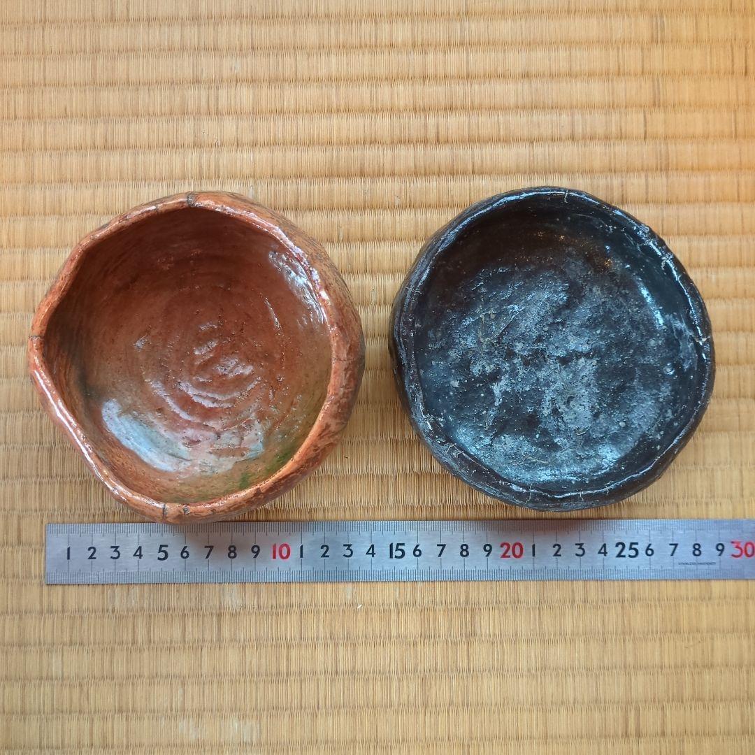 陶器製茶碗 赤色黒色 木箱付き　赤楽　黒楽　菊麻呂雅翁　樂吉左衞門　古美術　骨董