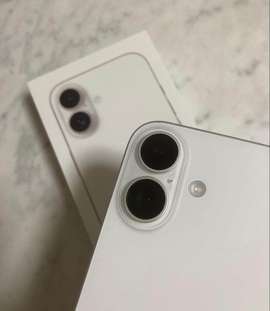 Apple iPhone 16 ホワイト 128GB