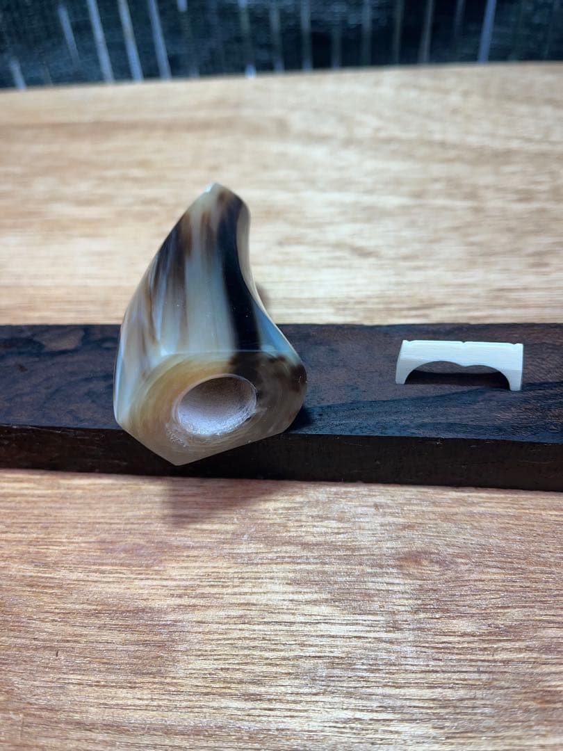 沖縄三線用撥とウマ高級材質(牙)