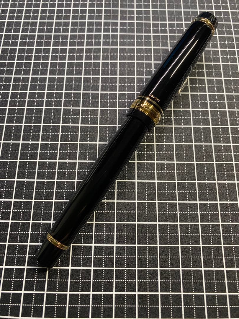PILOT CUSTOM 845 漆黒　万年筆　字幅M