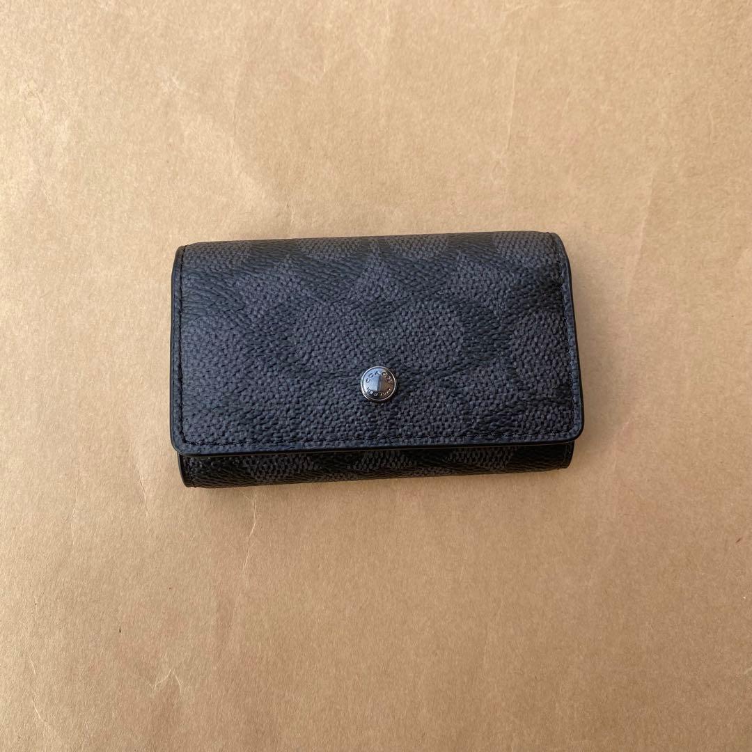 （付属品付き）キーホルダー　キーケース　キーリング　ブラック