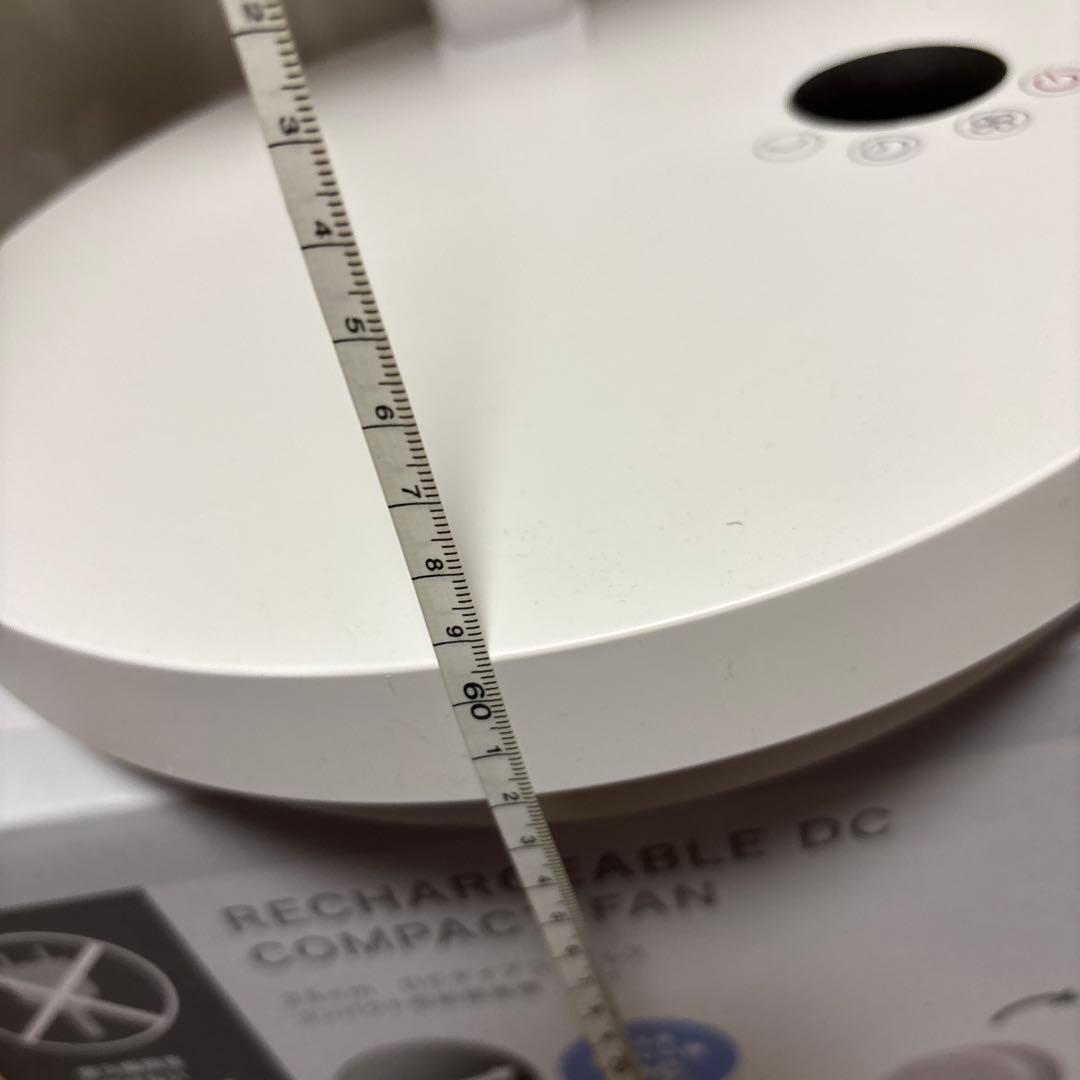 一度使用　充電式DCコンパクトファン 25cm ホワイト最近購入ニトリ　扇風機