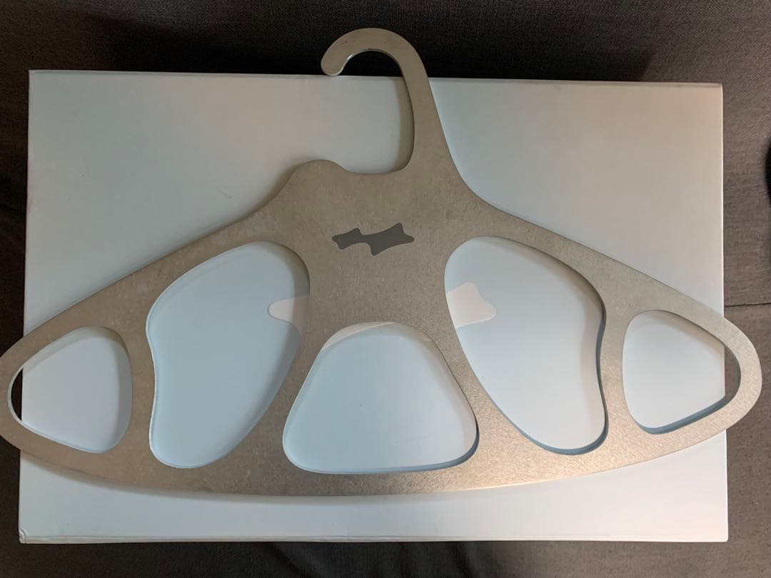 非売品 SKYLRK 東京 POP UP限定 ハンガー メタル