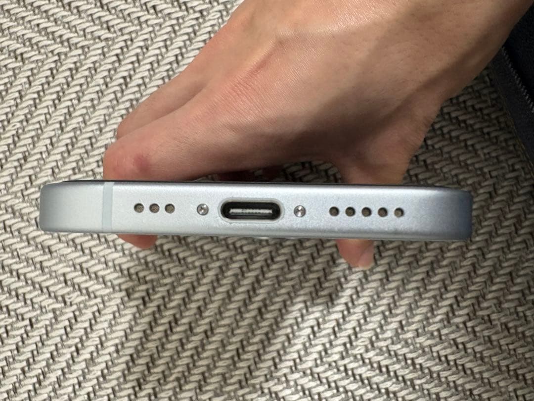 スマートフォン本体 iPhone15 128GB 88%