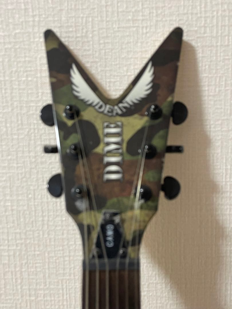 DEEN ダイムバックダレル　カモ　エレキギター