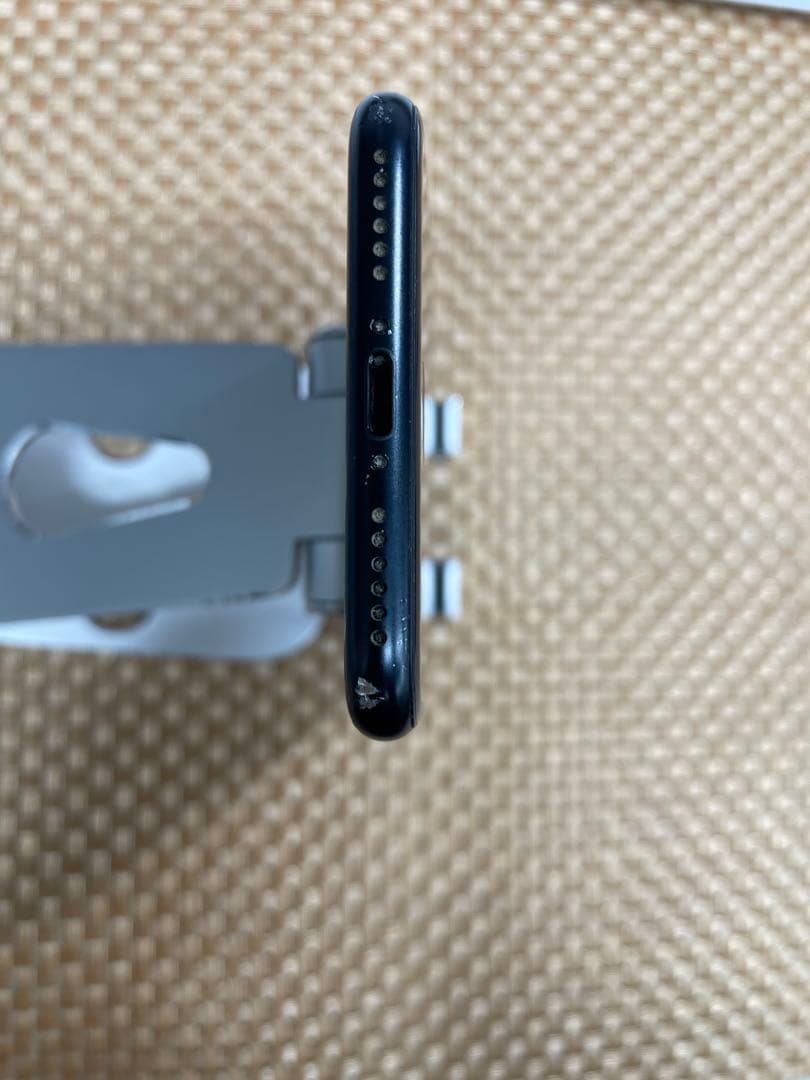 iPhone SE 第3世代 128 GB ミッドナイトSIMフリー【8357】