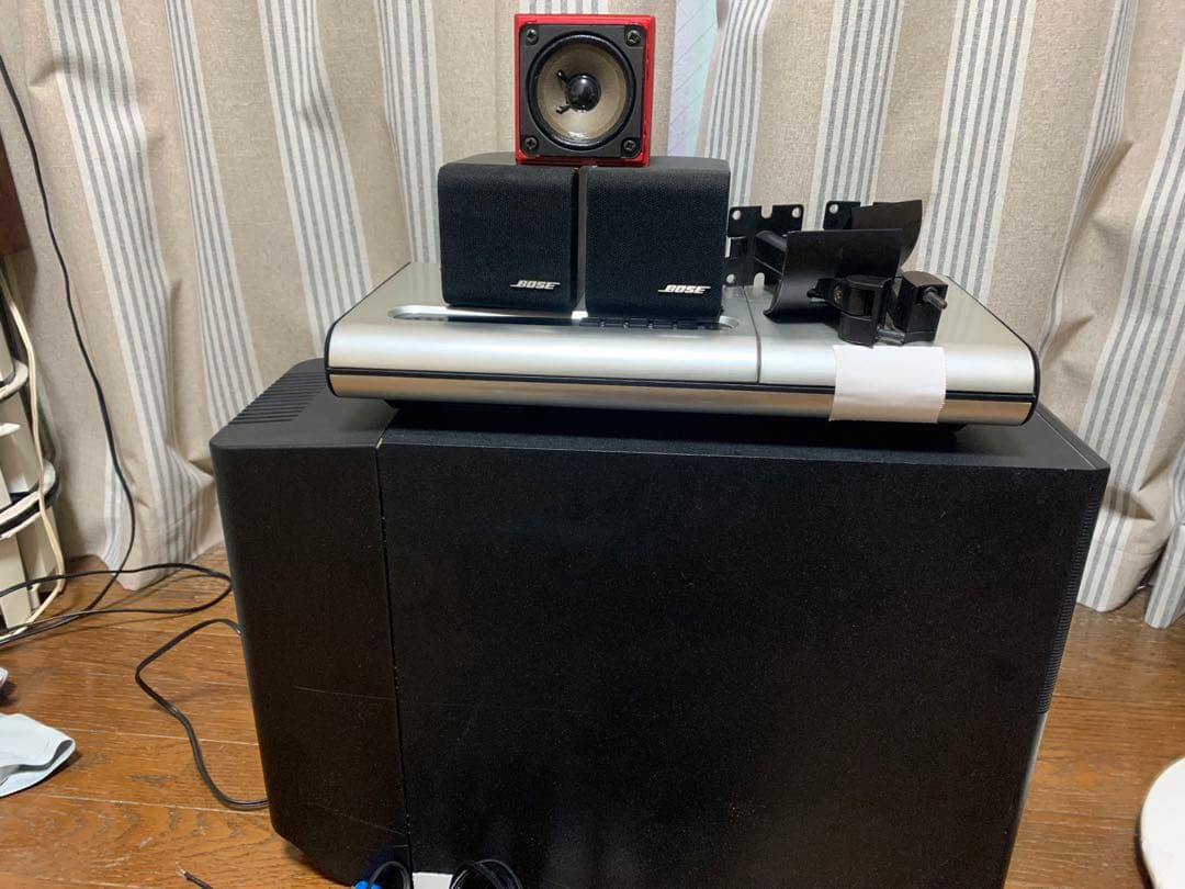 スピーカー・ウーファー bose Acoustimass