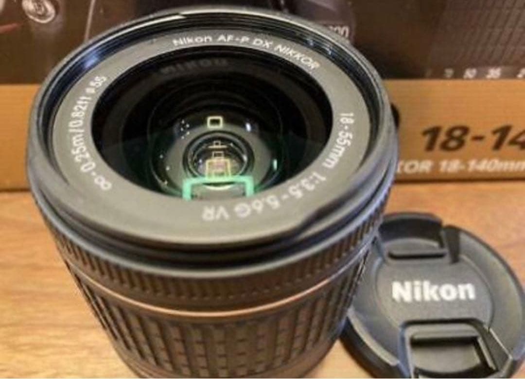 美品Nikon D5300 with DX VR 18-55 3.5-5.6g