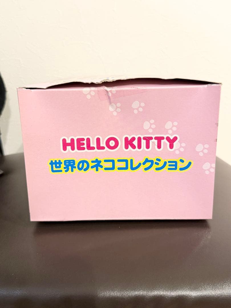 ハローキティ　世界のネココレクション　サンリオ