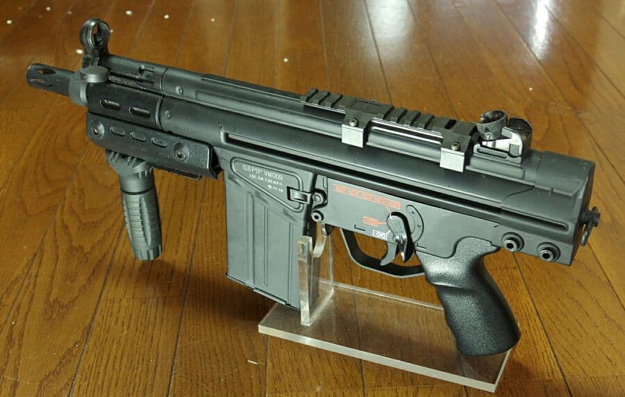 東京マルイ H&K G3 SAS スペアマガジン＆マウントベース＆BTグリップ付