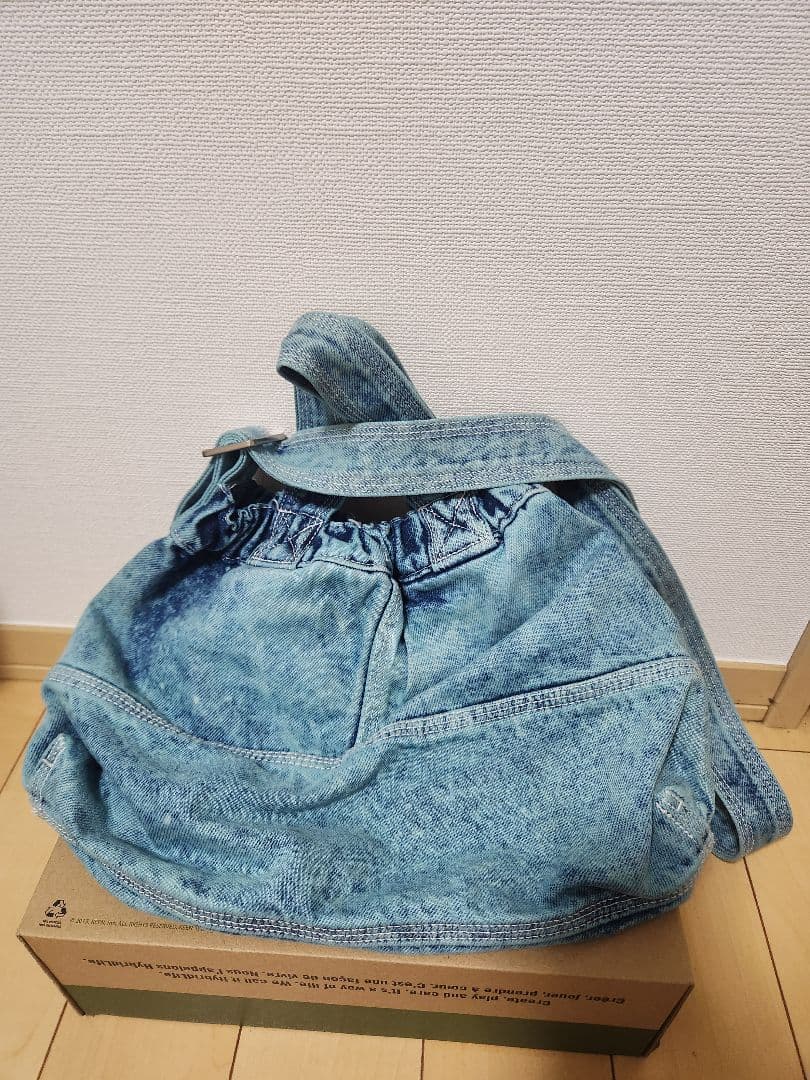 デニムショルダーバッグ Beyond The Vines(BTV)限定トート付き