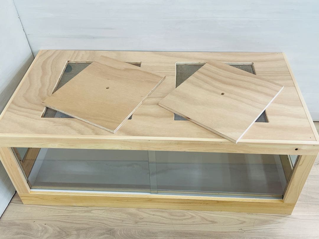 木製ケージ　1200×600×450　小動物、爬虫類用　未使用品