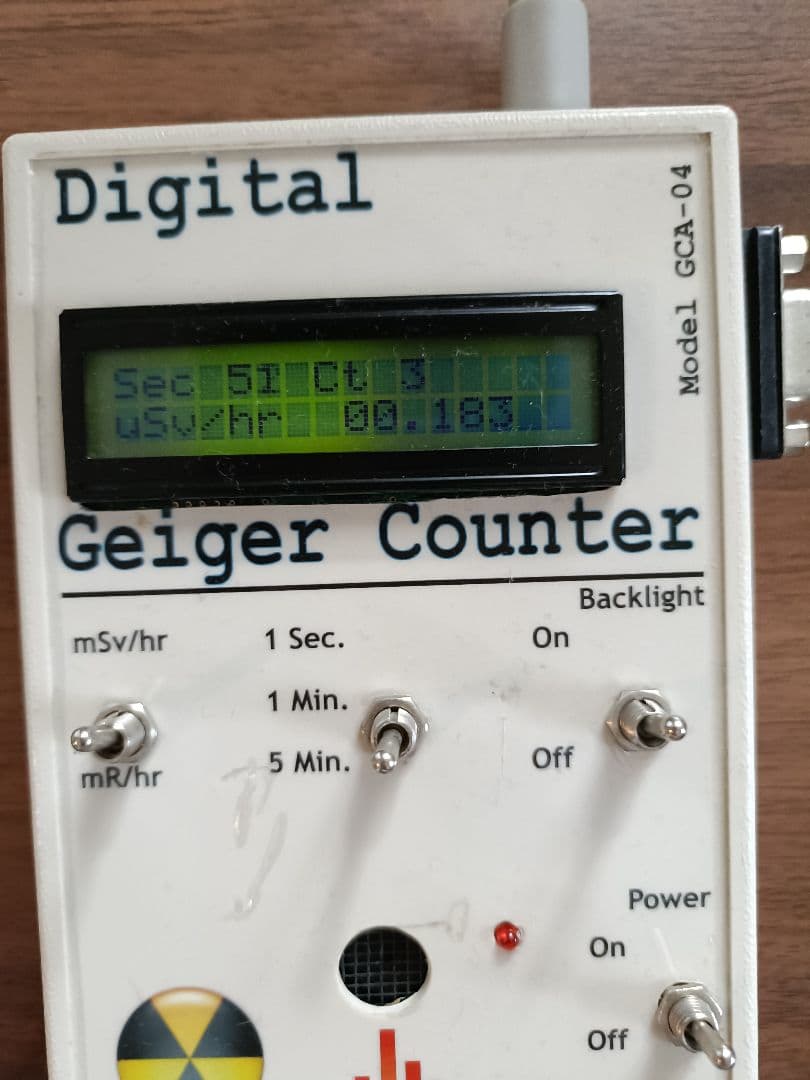 ガイガーカウンター GCA-04 放射線測定器