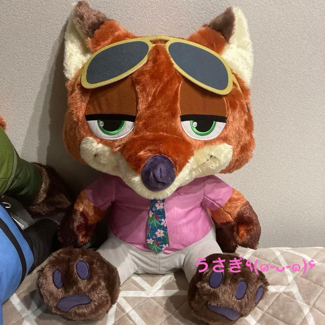 早い者勝ち値下げズートピア赤いほっぺ寝そべりぬいぐるみ３点まとめ売り