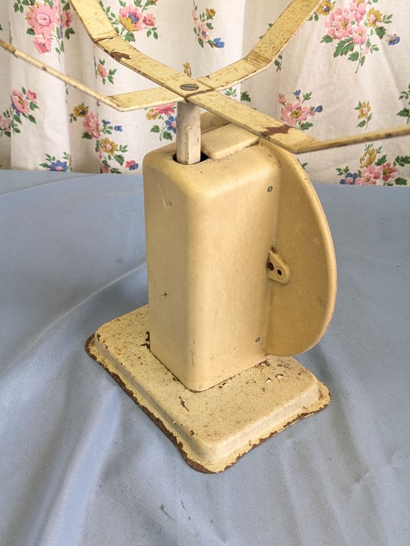 イギリス アンティーク キッチンスケール BRITSH MADE