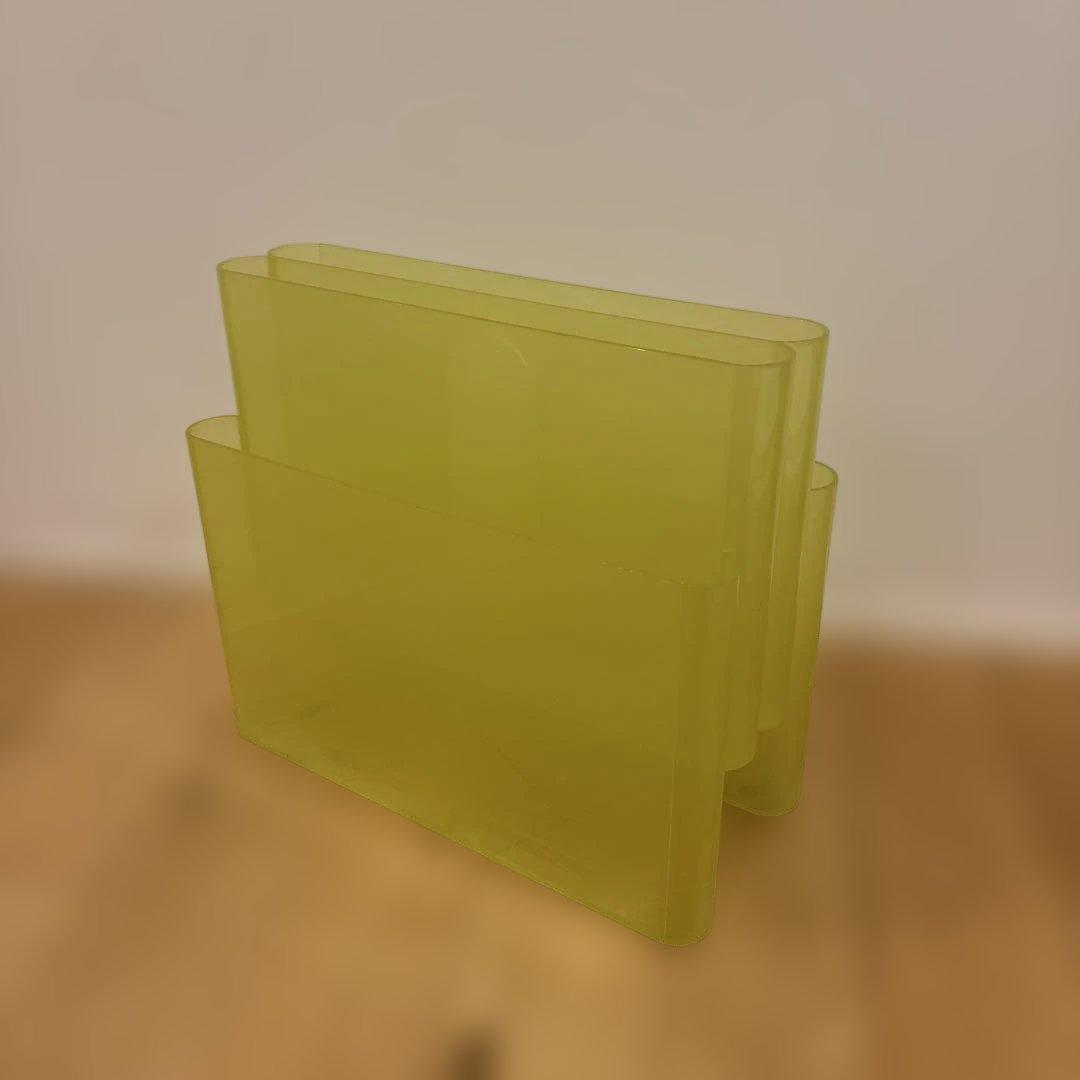 Kartell カルテルマガジンラック　イエローグリーン