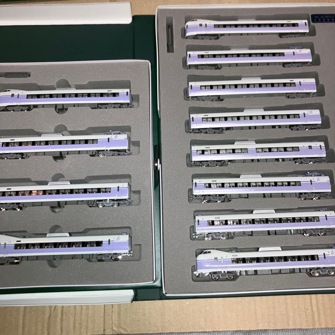 KATO 10−358.359 E351系　ス−パ−あずさ　基本、増結セット