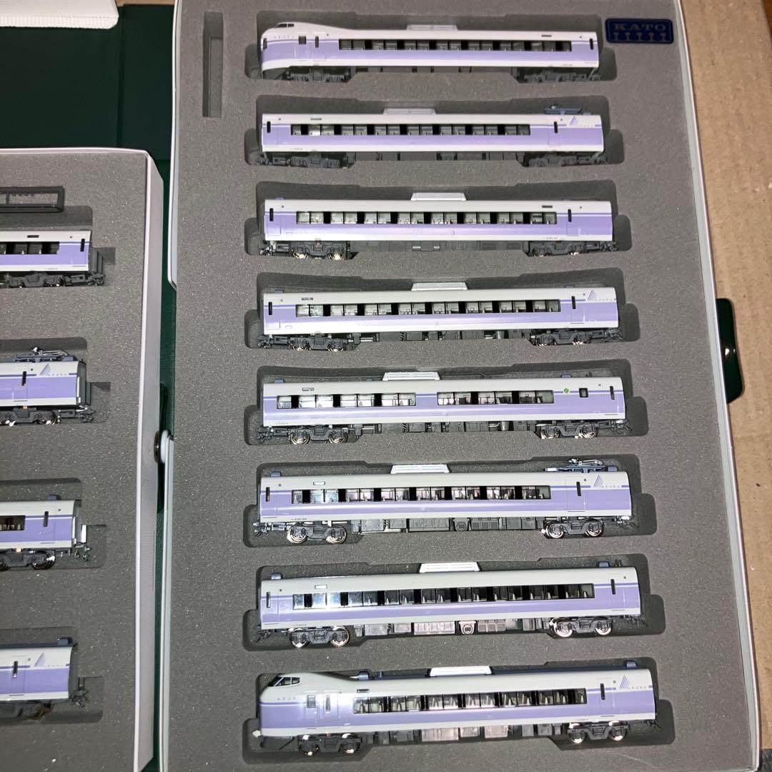 KATO 10−358.359 E351系　ス−パ−あずさ　基本、増結セット