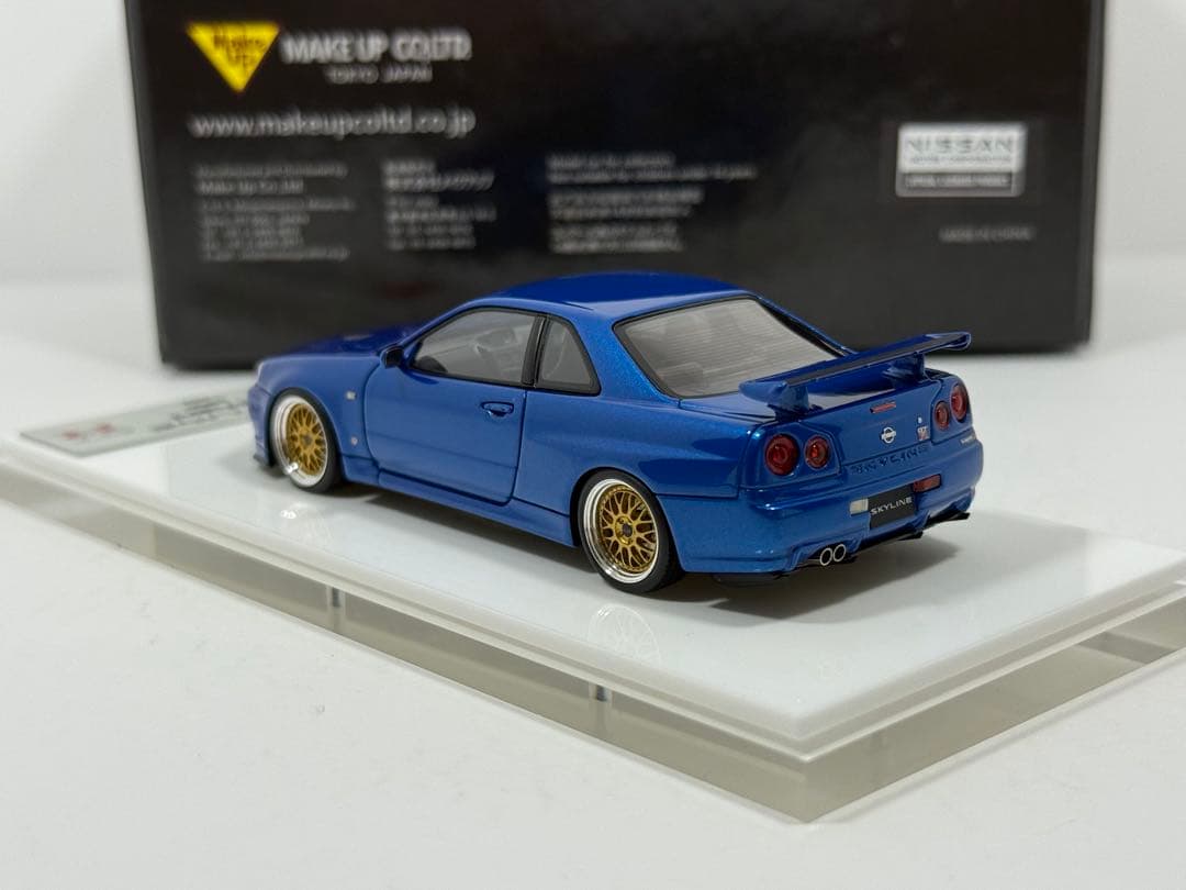 1/43 スカイライン GT-R BNR34 V-spec II BBS LM