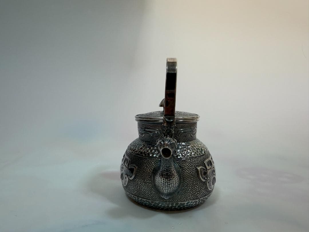 純銀製 饕餮文 獣口 湯沸 銀瓶 煎茶道具