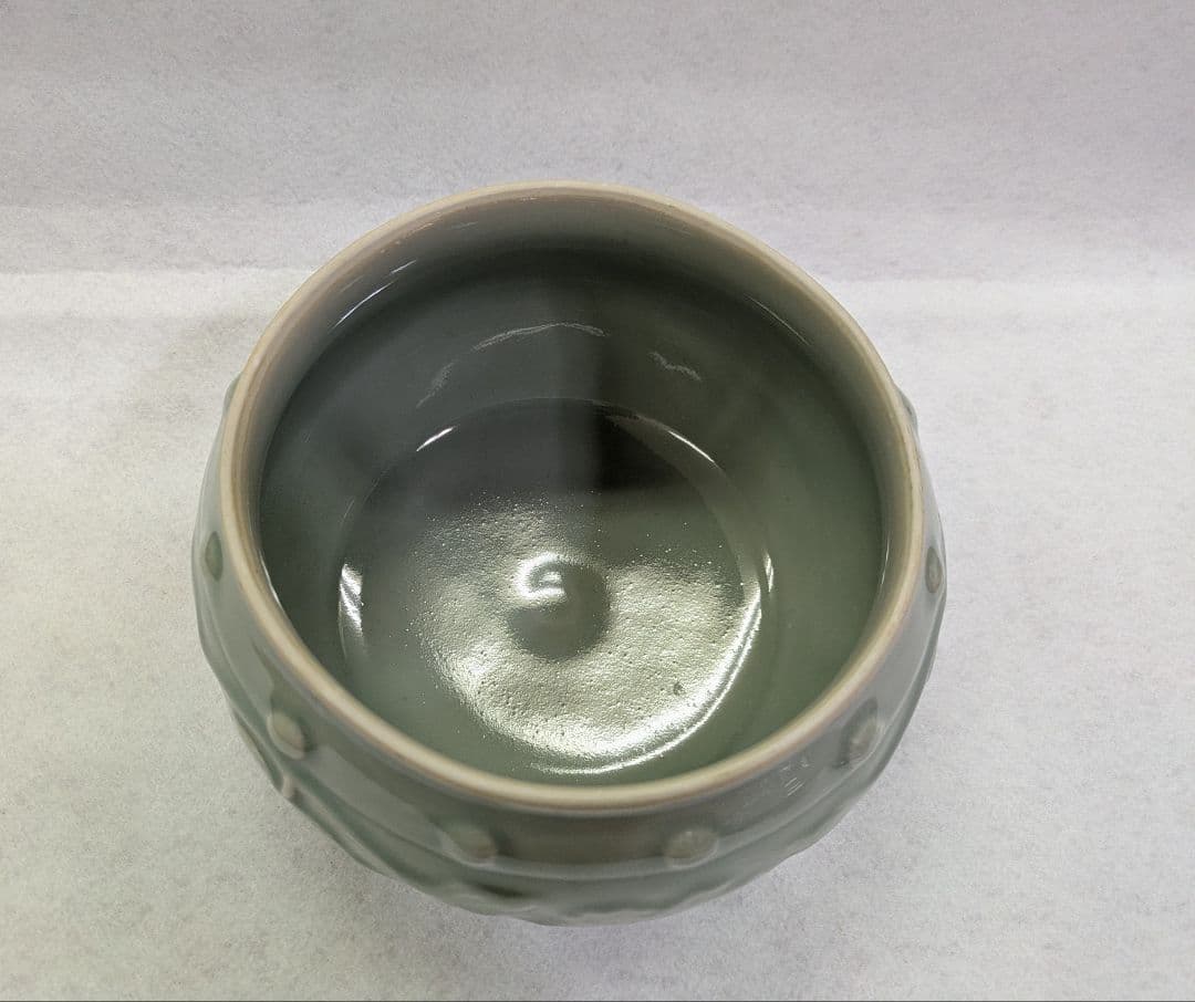 水指　青磁　浮牡丹太鼓胴　中国　龍泉窯　茶道具　唐物