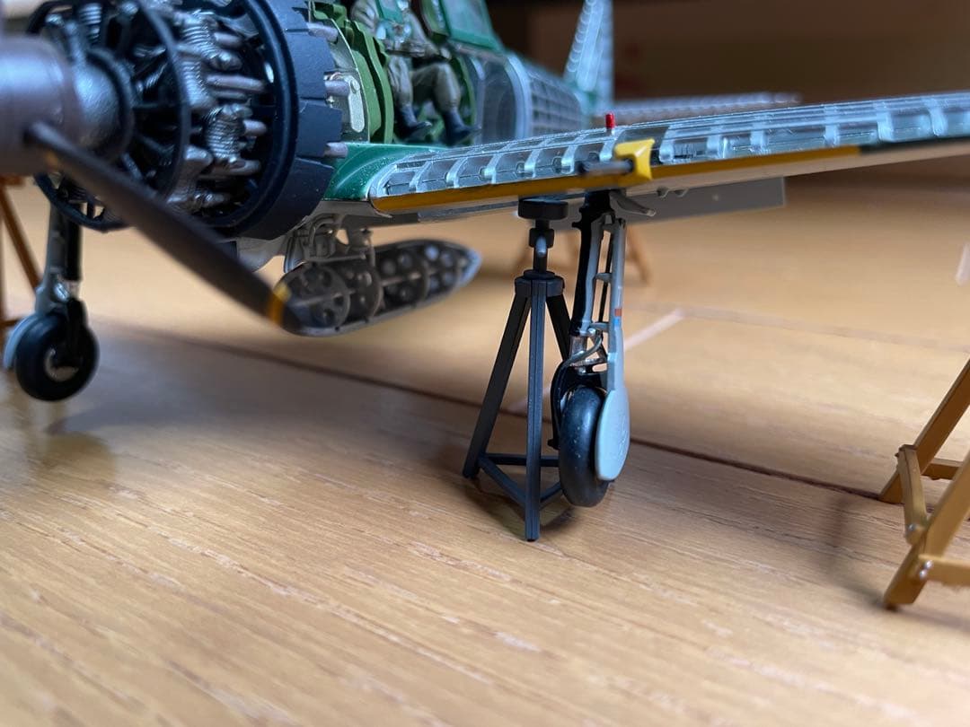 ハセガワ1/48 零戦(半スケルトンver) 帝国海軍戦闘機 プラモデル完成品