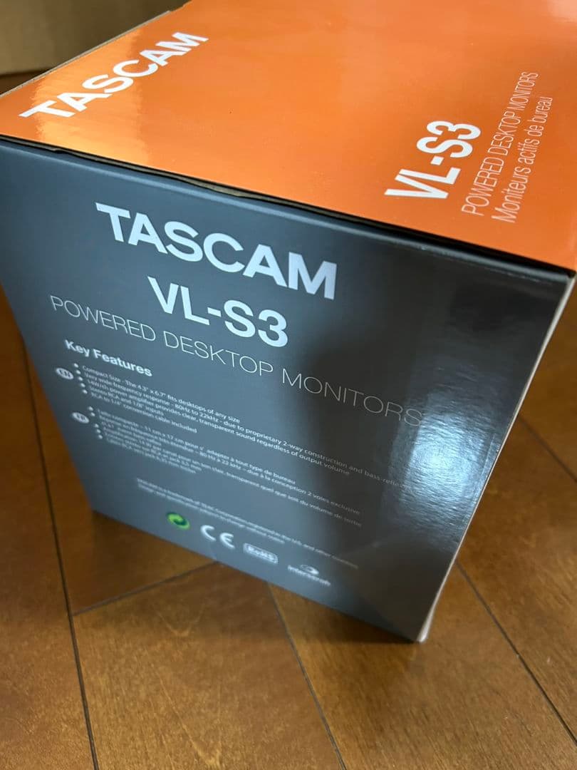 TASCAM VL-S3 アクティブスピーカー