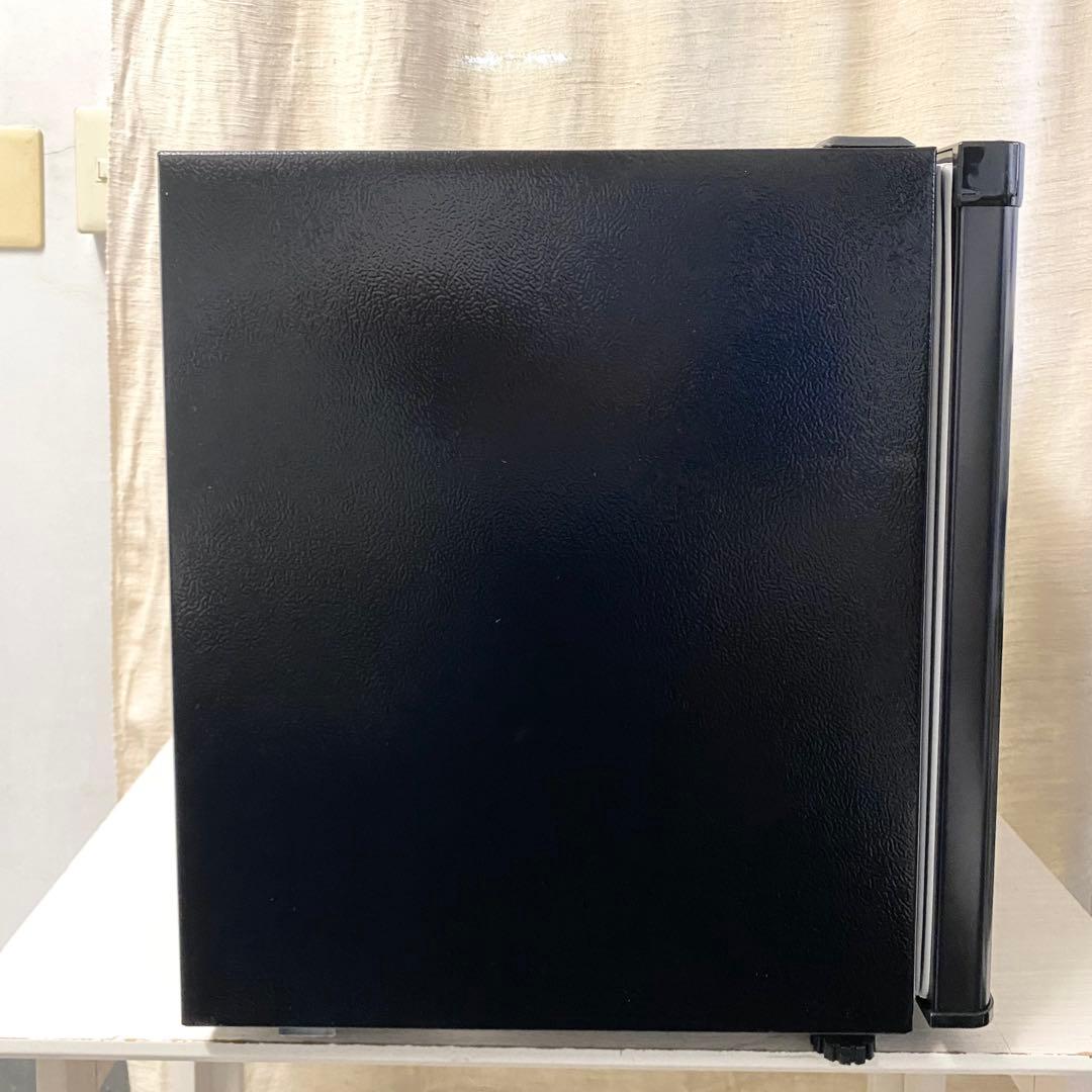 ワンルームや寝室におすすめ！ブラックでカッコいい！1ドア冷蔵庫46L