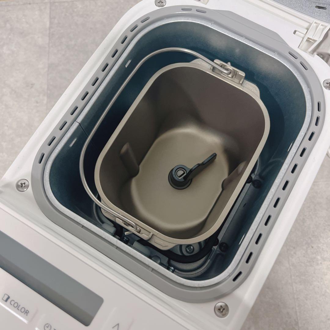 【ほぼ未使用】Panasonic ホームベーカリー SD-CB1-W 2025年