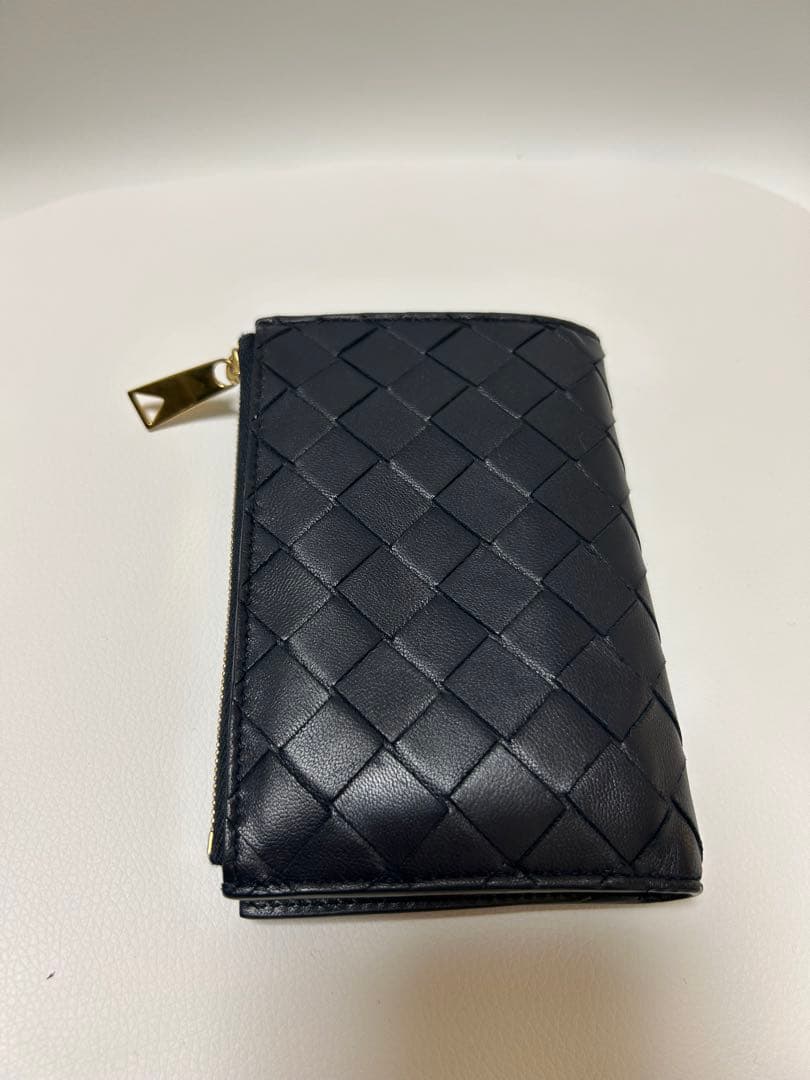 BOTTEGA VENETA ボッテガヴェネタ 二つ折り財布　イントレチャート